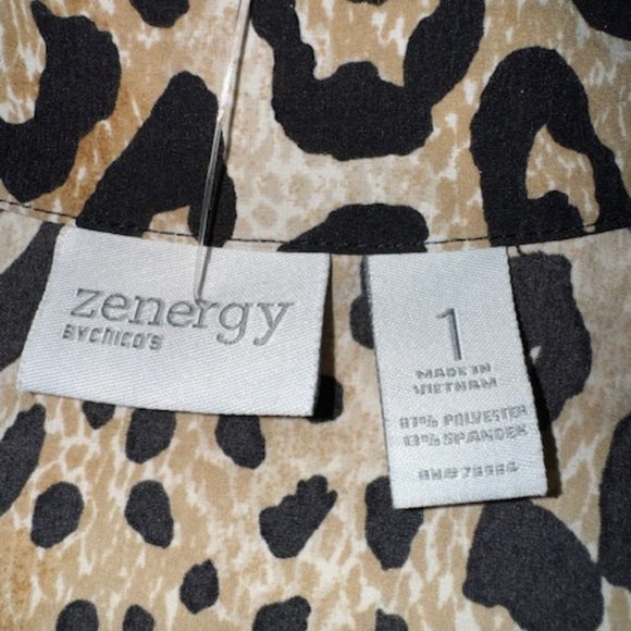 Zenergy by Chico's Size 1 Animal print lightweight jacket/zipper pockets - Picture 2 of 6